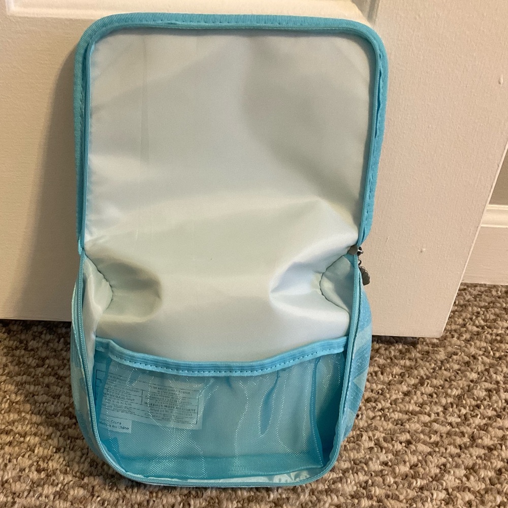 Crabtree & Evelyn Summer Sea Shell, Blue Travel Bag/Cosmetic Bag - Picture 3 of 15